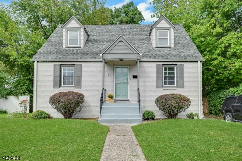 11 Pine Street — photo