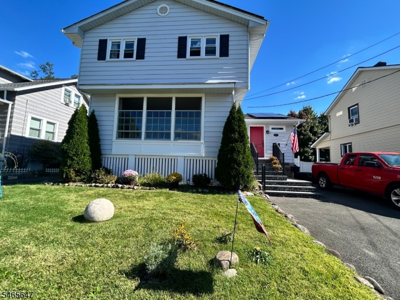 92 Bradford Avenue — photo