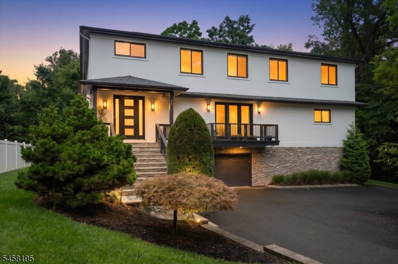 25 Oakwood Drive — photo