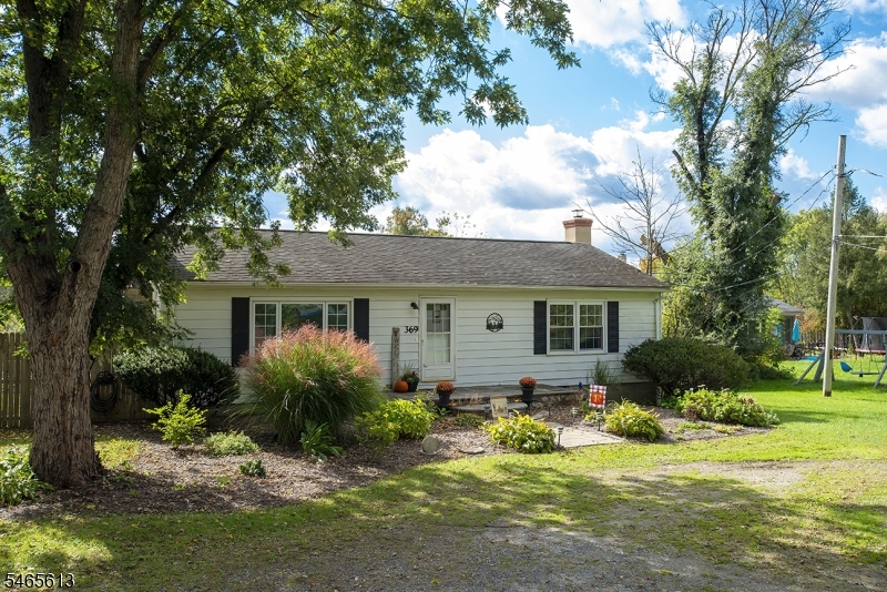 369 County Rd 565 — photo