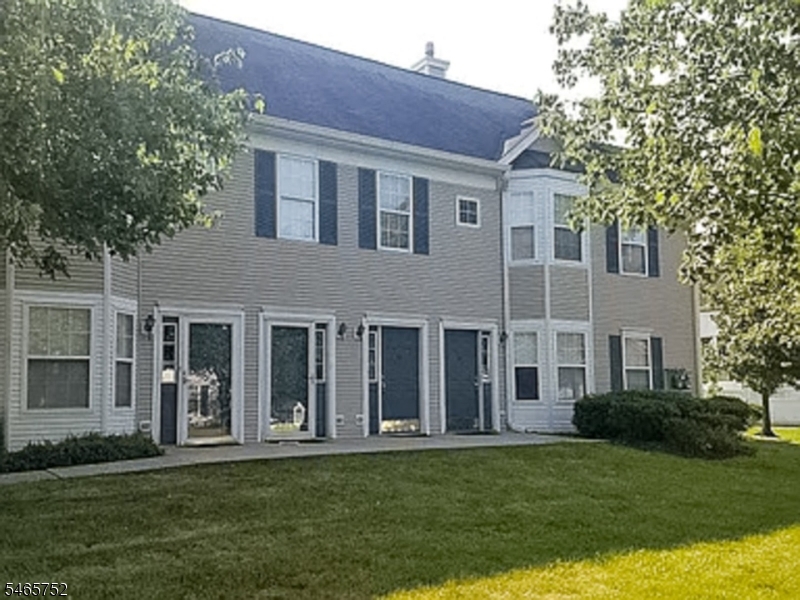 193 Mary Court — photo