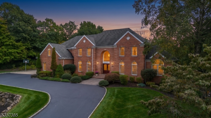 86 Alize Drive — photo