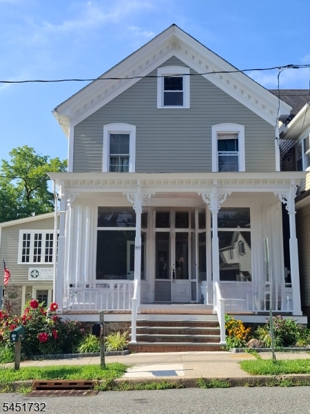 89 Main Street — photo