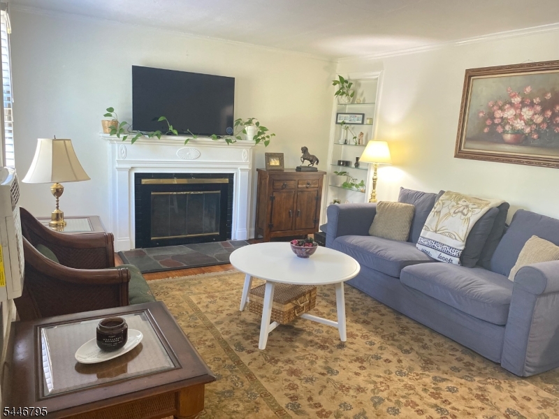 724 Springfield Avenue, Summit, NJ 07901 — photo 2