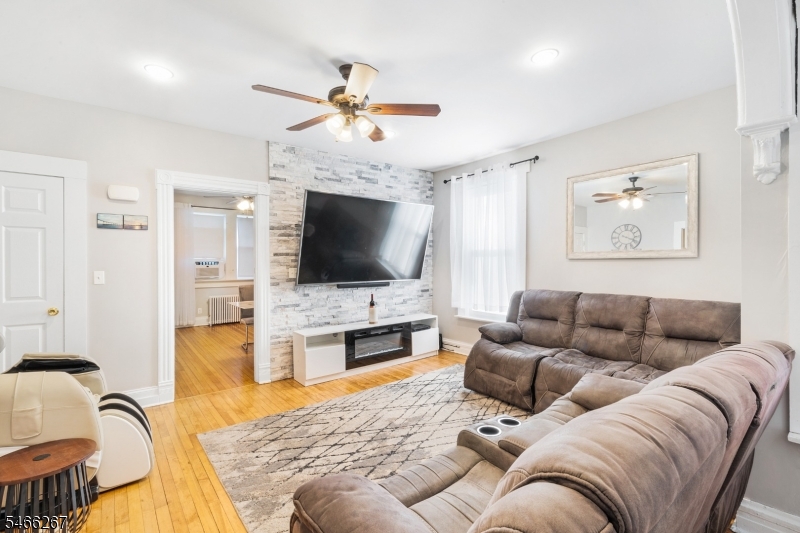 15 Atno Avenue Unit 1 — photo