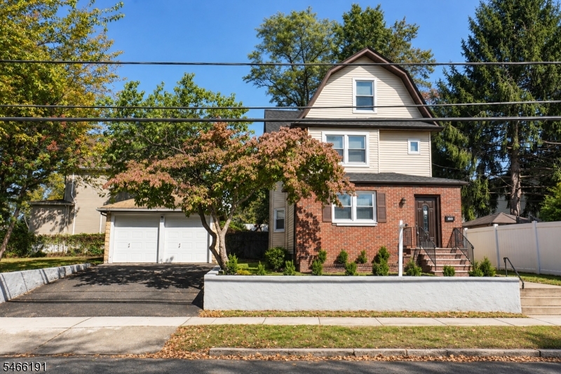 189 Summit Cross, Rutherford, NJ 07070