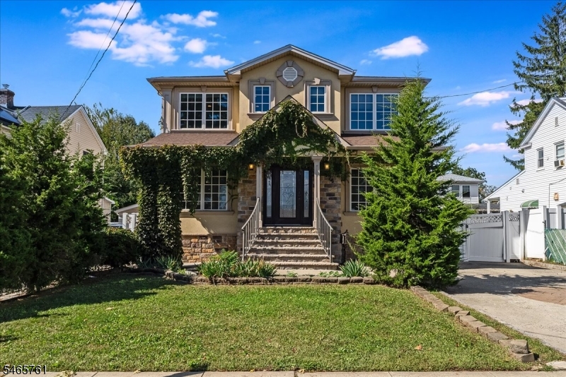 974 Ingersoll Terrace — photo