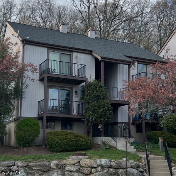 9163 Ashland Court — photo