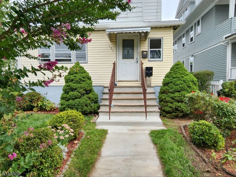 151 Claremont Avenue Unit 3 — photo