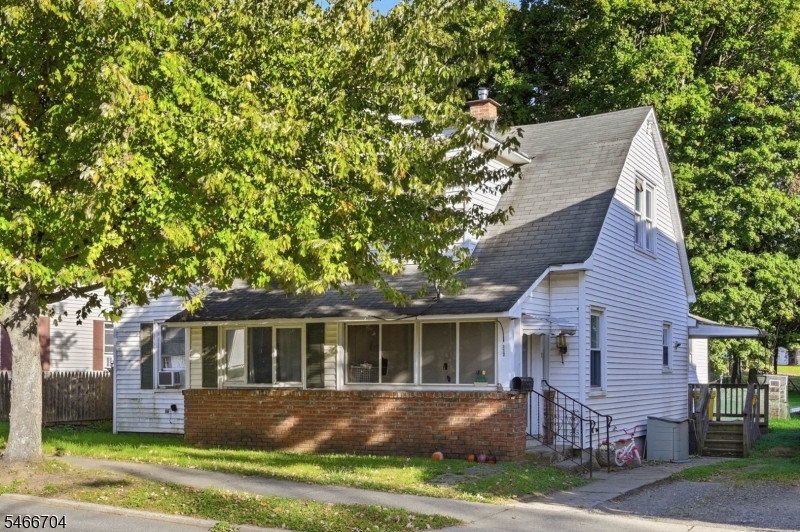 112 Main Street — photo