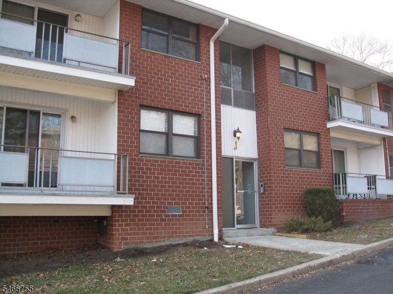 1300 Rock Avenue Unit J5 — photo
