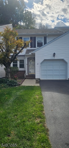 25 Bridle Way Unit 25 — photo