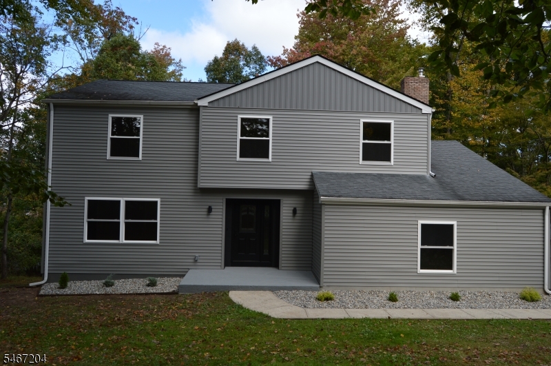 22 Forest Lane — photo