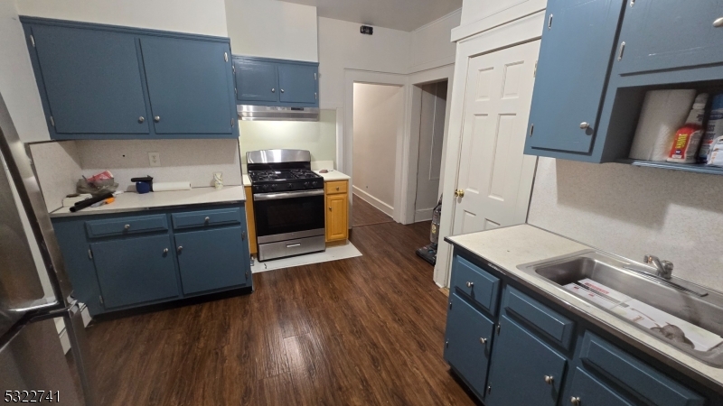 246 Lakeview Avenue Unit 8 — photo