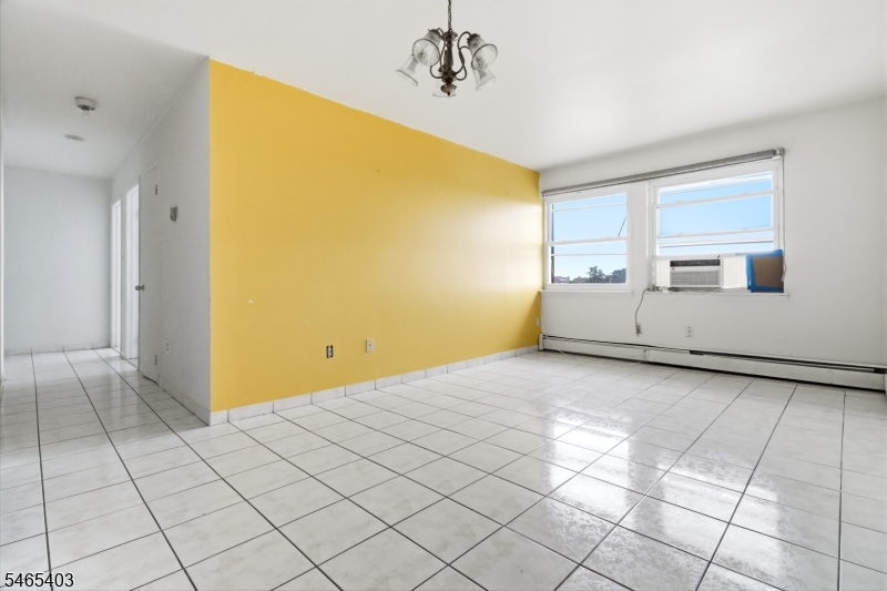 179 Columbia Avenue Unit 13 — photo