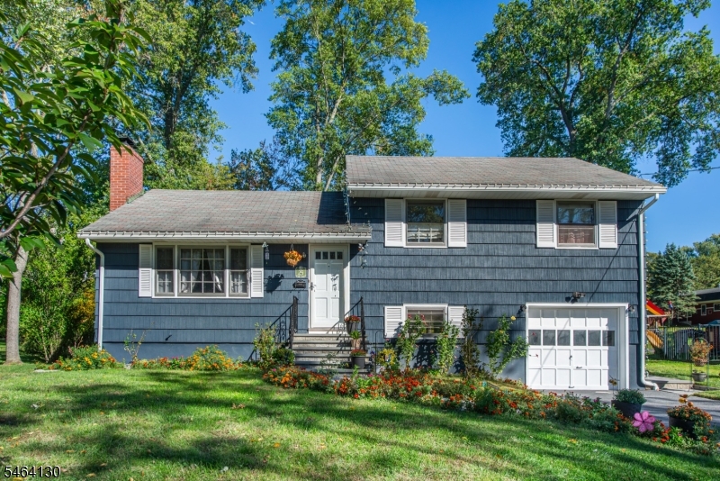 25 Sunset Terrace — photo