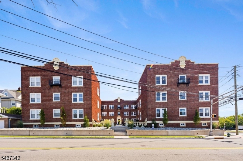 55 Grove Street Unit 110 — photo
