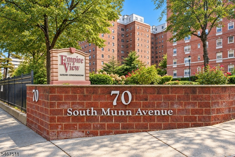 70 S Munn Avenue Unit 206 — photo