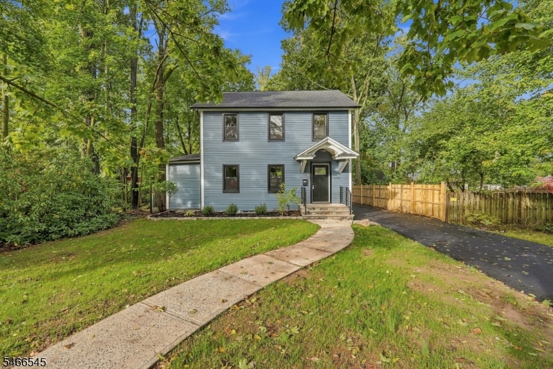 1310 Woodland Avenue — photo