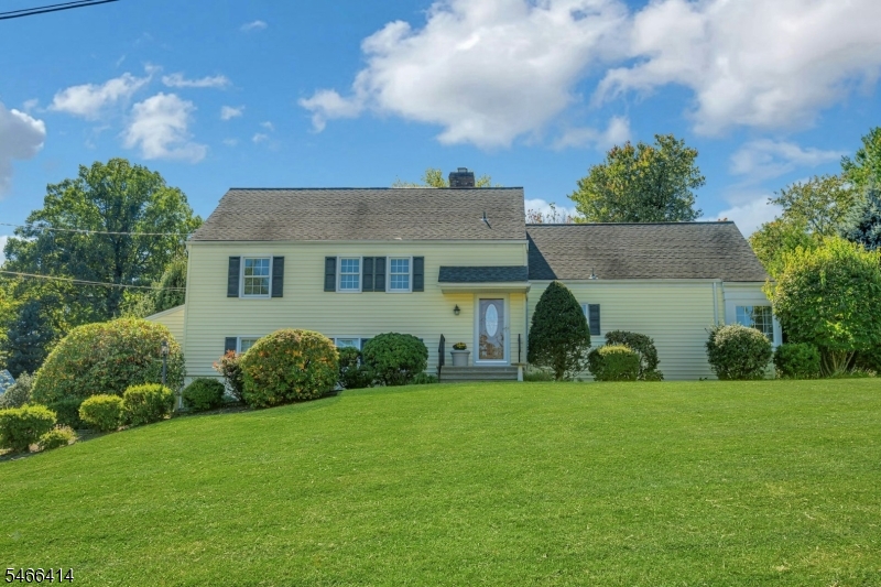 14 Wedgewood Lane — photo