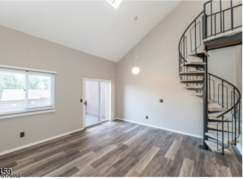3 Steamboat Dr Unit 10 — photo