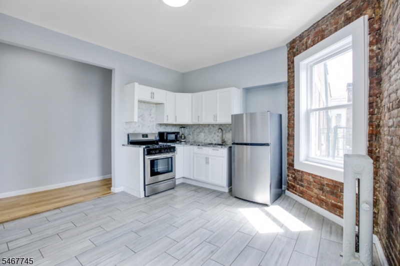 946 Mayor Gibson Boulevard Unit 7 — photo
