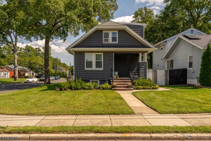 401 John Street — photo