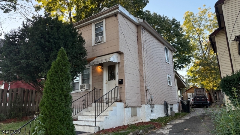 807 George Street — photo