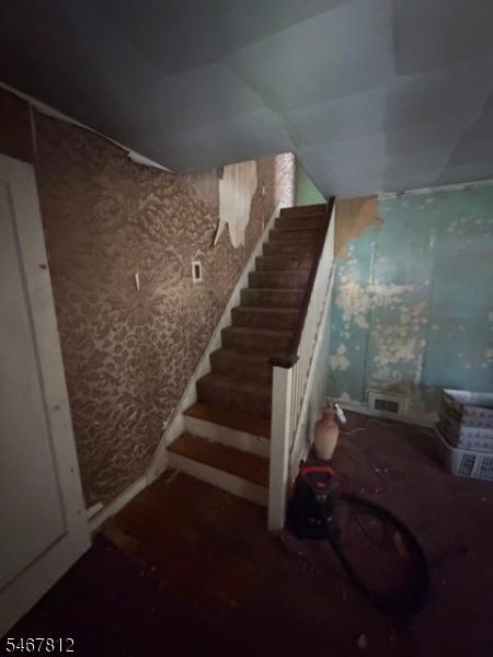 280 E 5Th Avenue, Roselle, NJ 07203 — photo 2