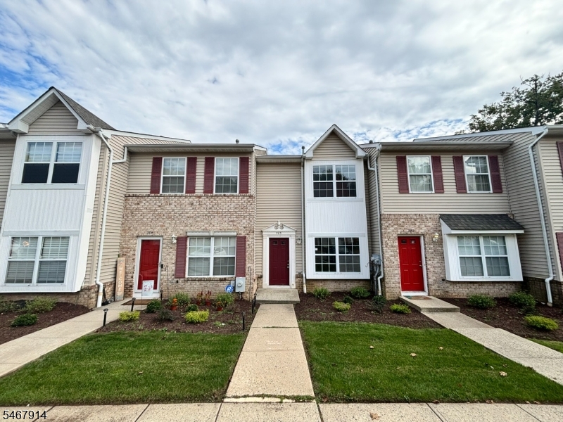 303 Tallwood Lane — photo