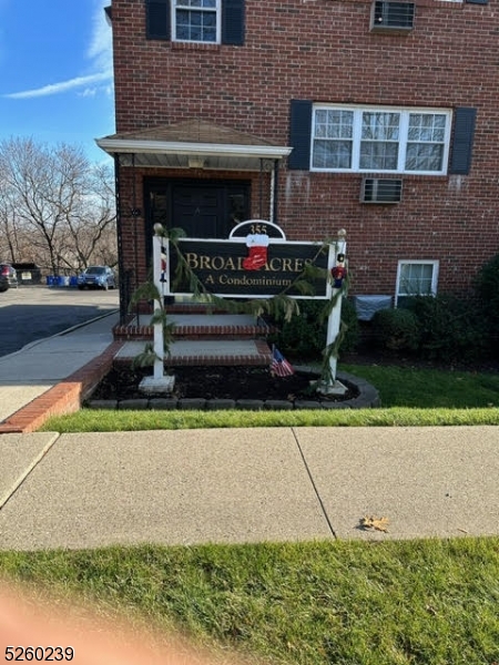 355 Broad Street Unit E2 — photo