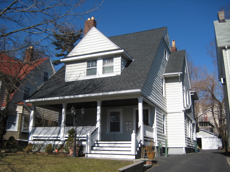 35 Gates Avenue Unit 1 — photo