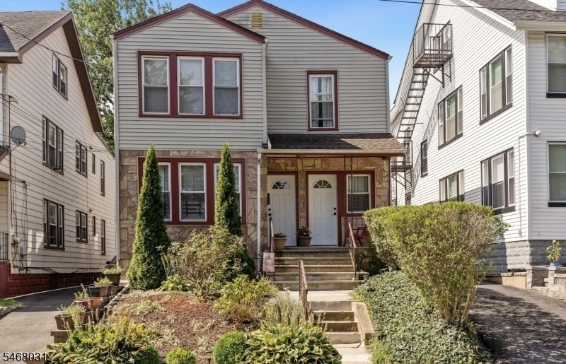 202 Oxford Street Unit 1 — photo