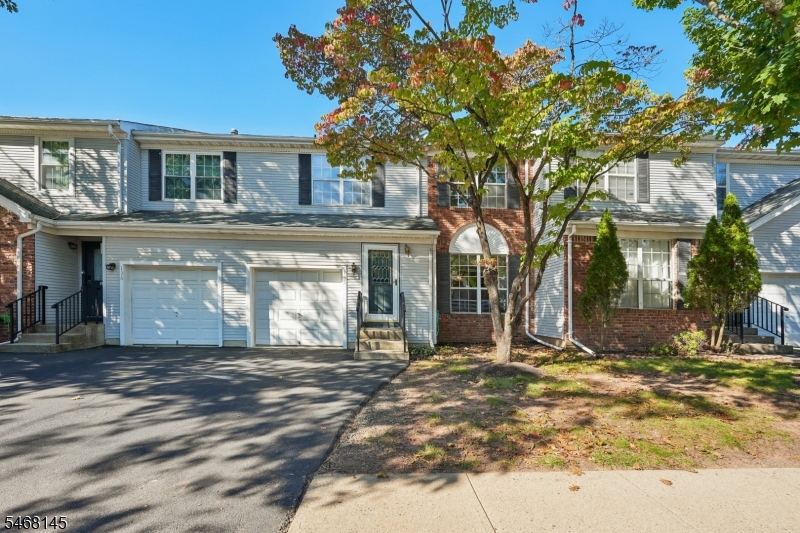 135 Grantham Drive — photo