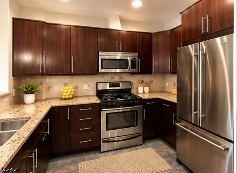 130 South St Apt 2D 2D — photo