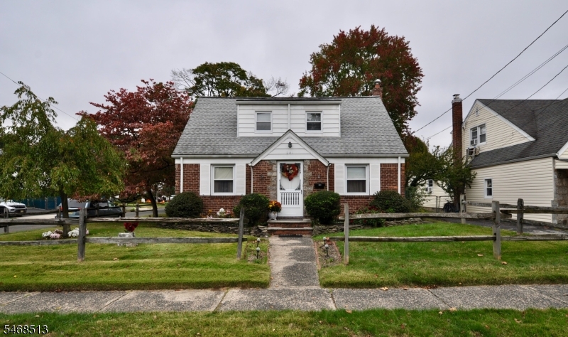 241 Henley Avenue — photo
