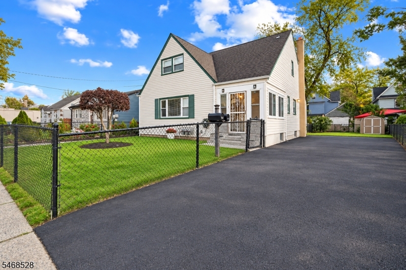 650 E 6Th Street, Plainfield, NJ 07060 — photo 2