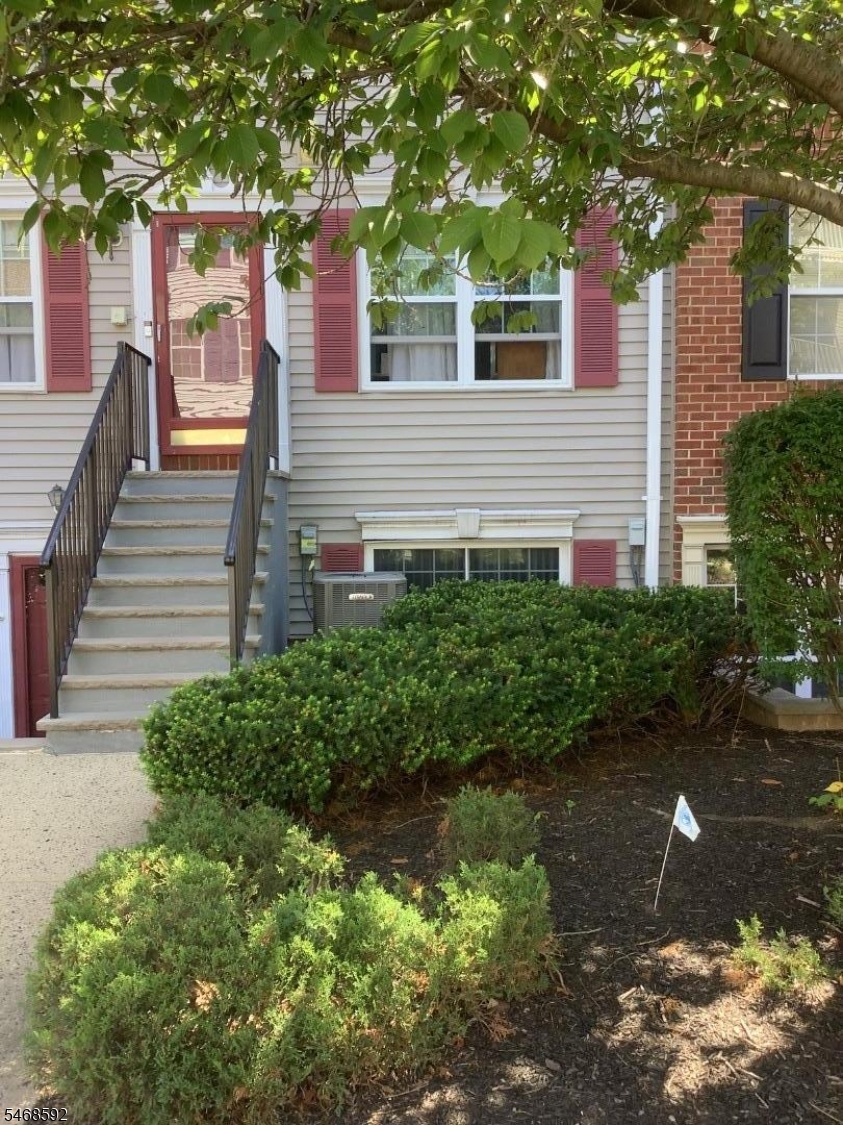 54 Yancy Drive Unit 54 — photo
