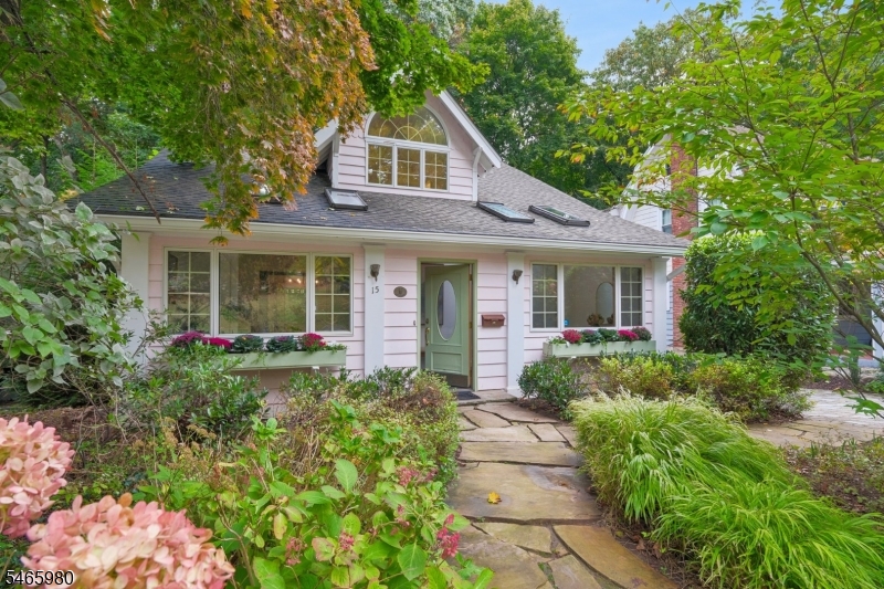 15 Patton Place — photo