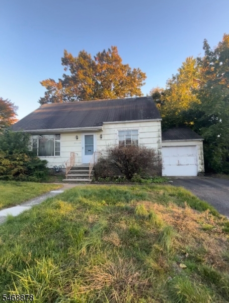 24-08 Arcadia Road — photo