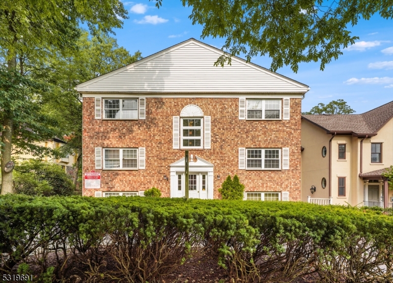 50 Elm Street Unit B8 — photo