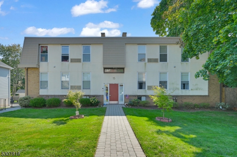 15 Forest Street Unit 8 — photo
