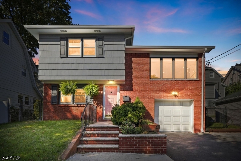 11 Freeman Place — photo