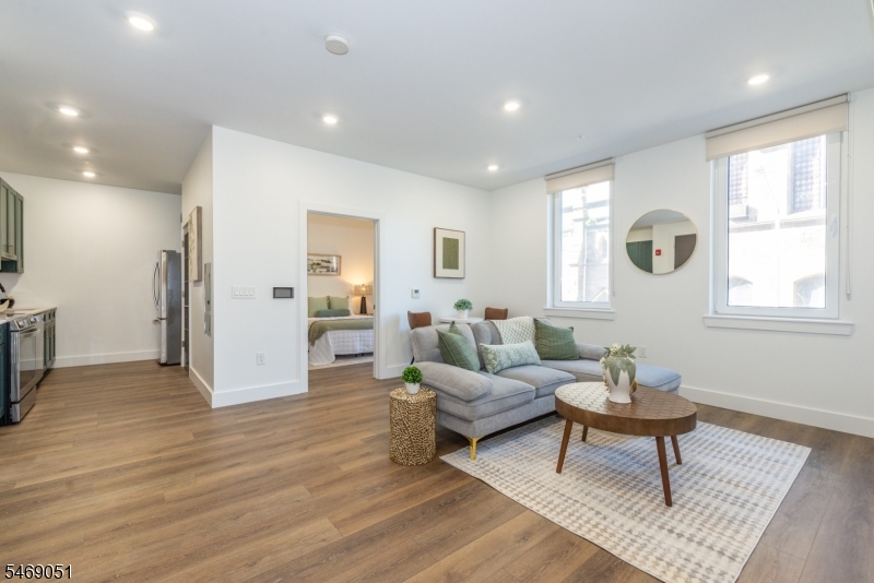 21 Lincoln Park Unit 101 — photo