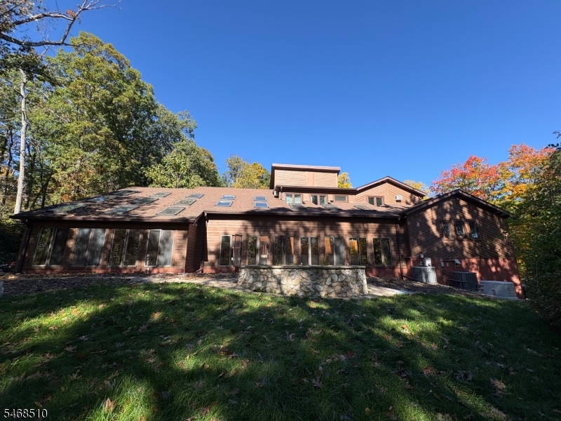 34 Lord William Penn Drive — photo