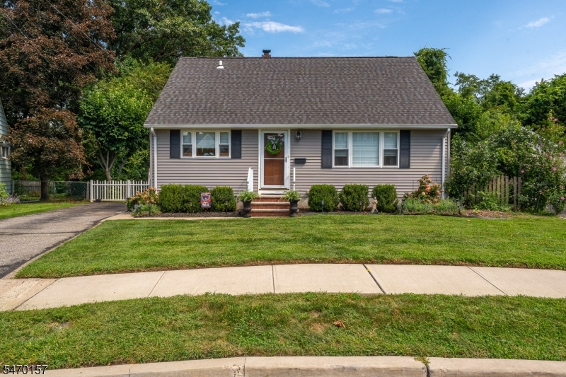 1161 Greslin Terrace — photo