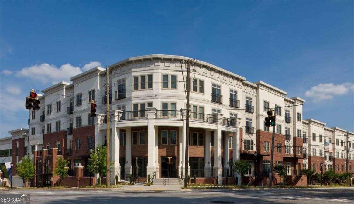 3645 Habersham Rd NE 303 — photo