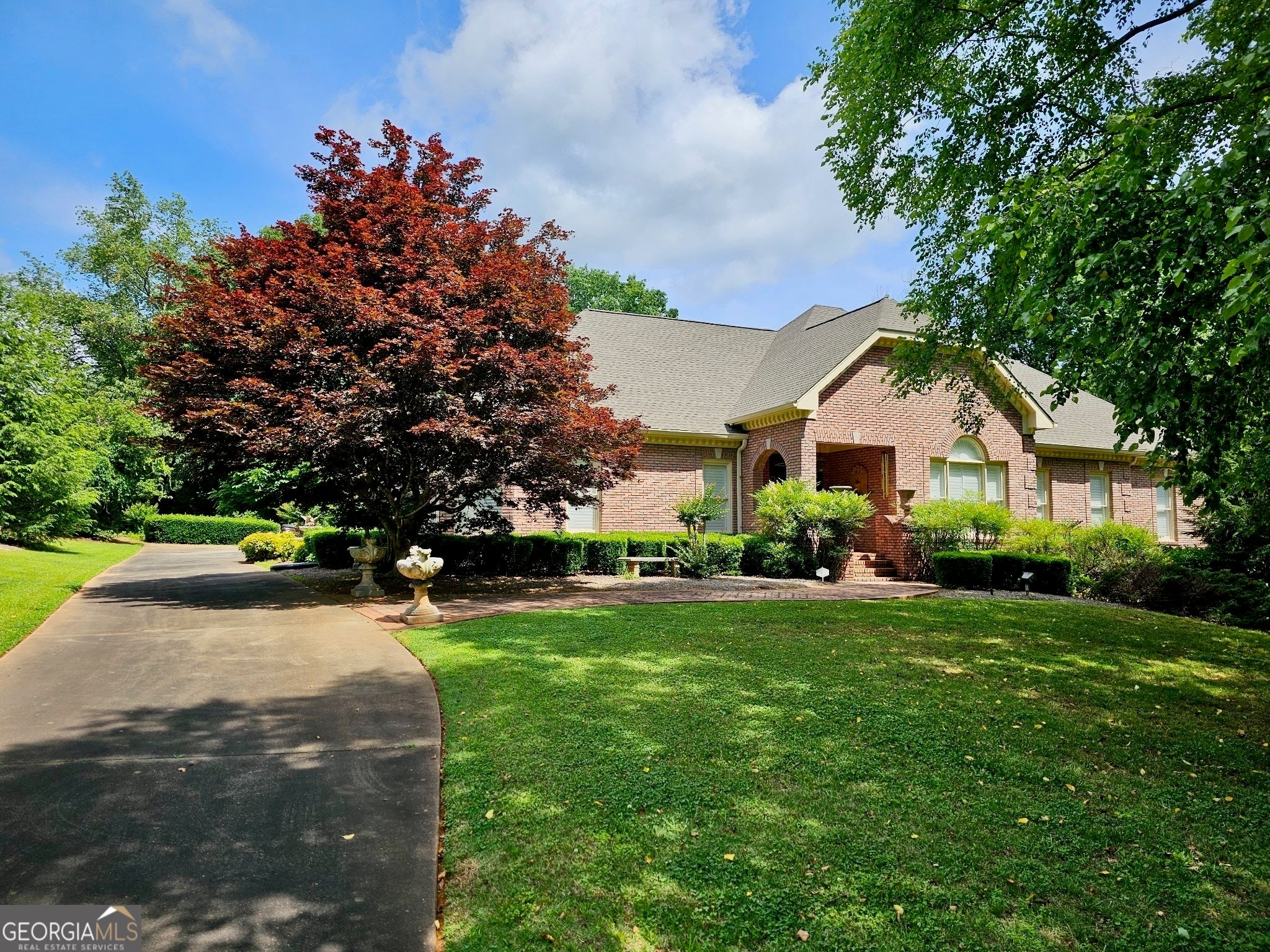 122 Tara Dr — photo