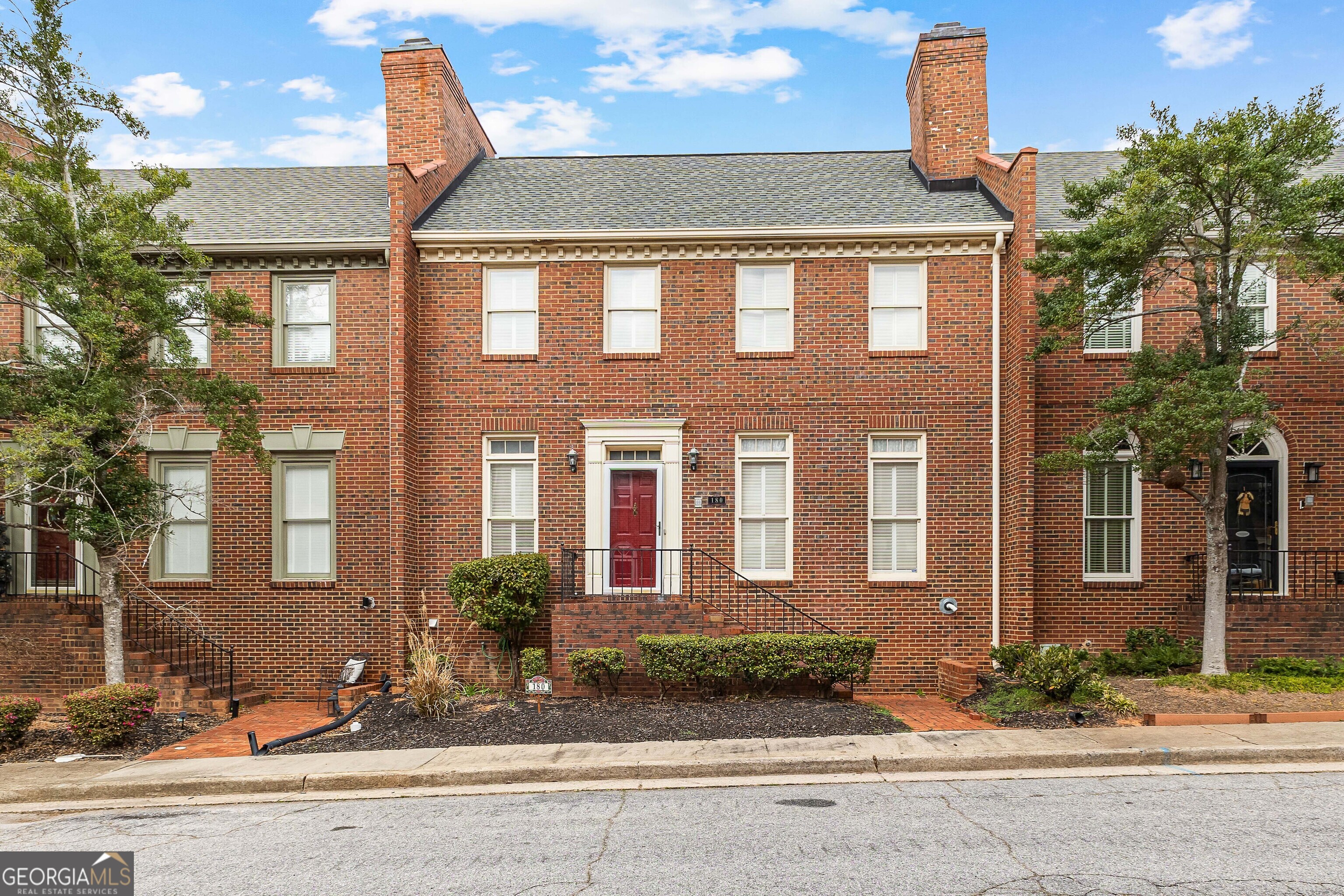180 Habersham Pl — photo