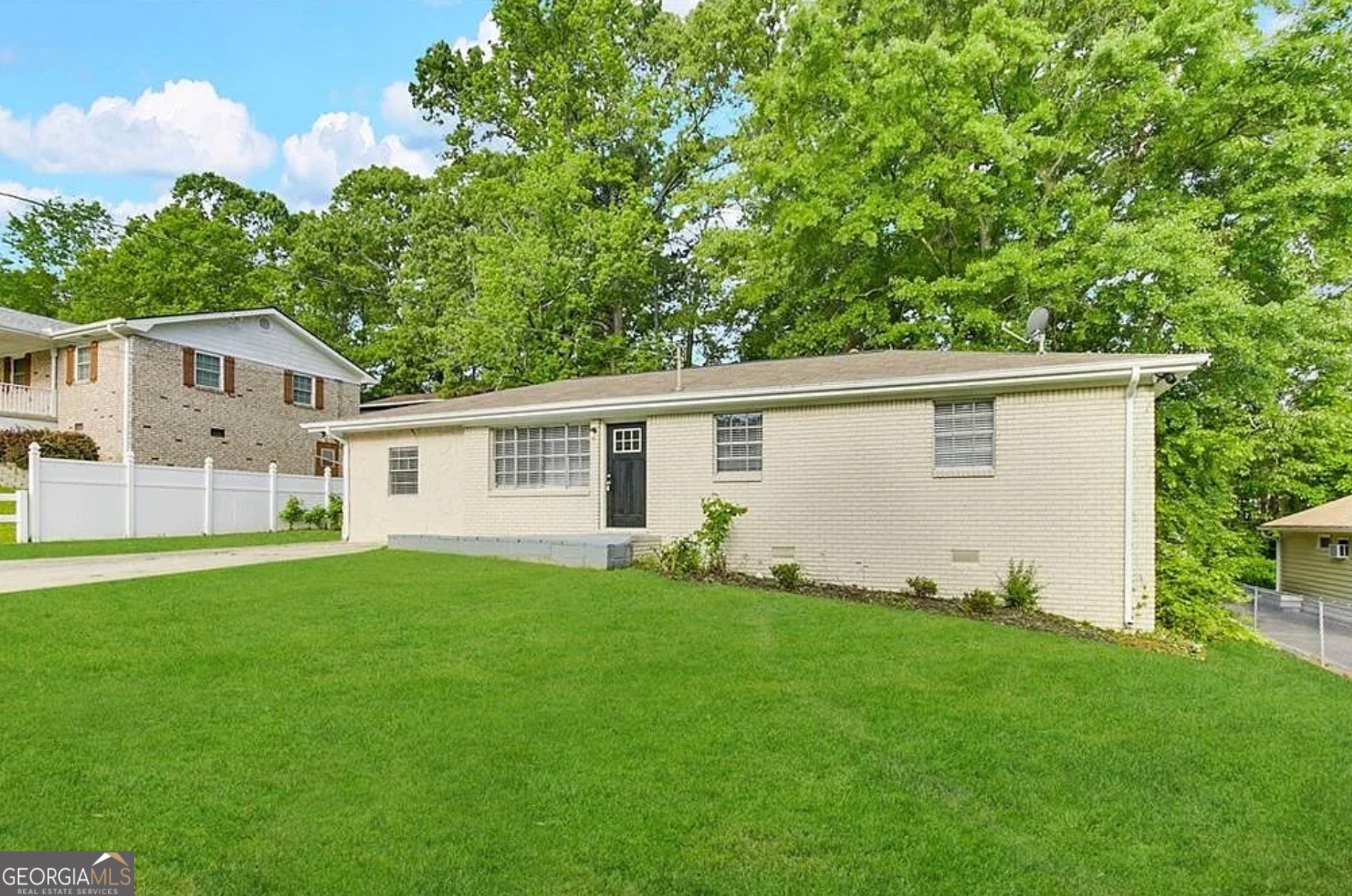 6309 Wellington Way — photo